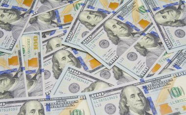 Arkaplan olarak 100 dolar.