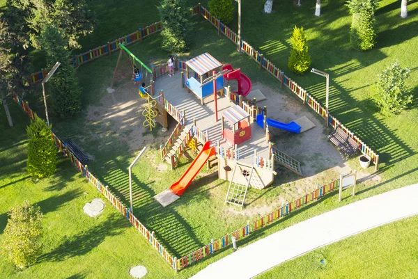 Parktaki çocuk parkı