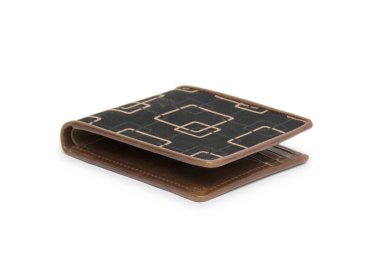 Cüzdan beyaz arkaplanda izole edildi