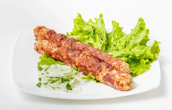 Shish kebab en un plato — Foto de Stock