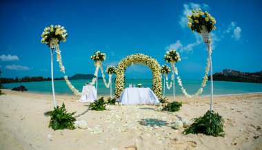 Tayland sahil üzerinde düğün tseromoniya