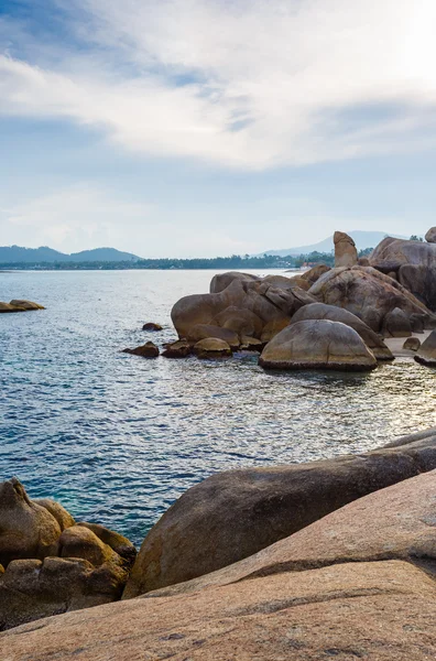 Paisagem marítima a Samui balança o avô e a avó — Fotografia de Stock