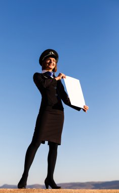 Güzel ve genç birbayan hostes 