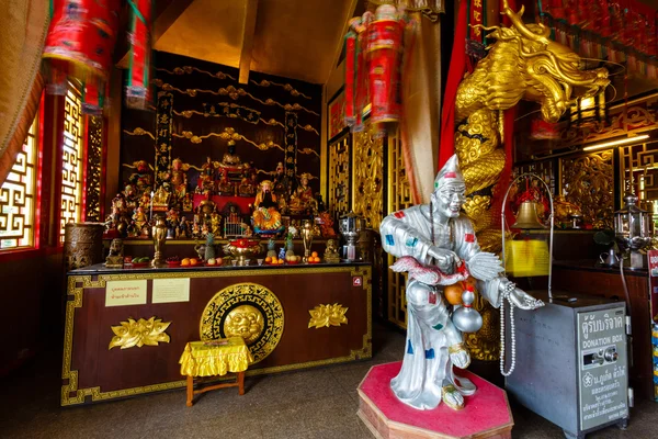För att fira det kinesiska nyåret i templet Saphan Hin — Stockfoto