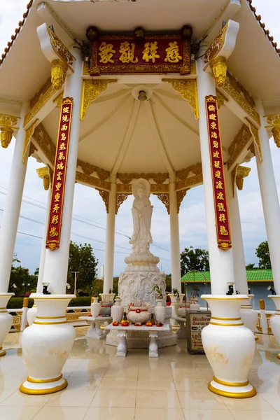 För att fira det kinesiska nyåret i templet Saphan Hin — Stockfoto