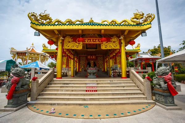 Celebration of the Chinese new year in the temple Saphan Hin — Stock Photo, Image