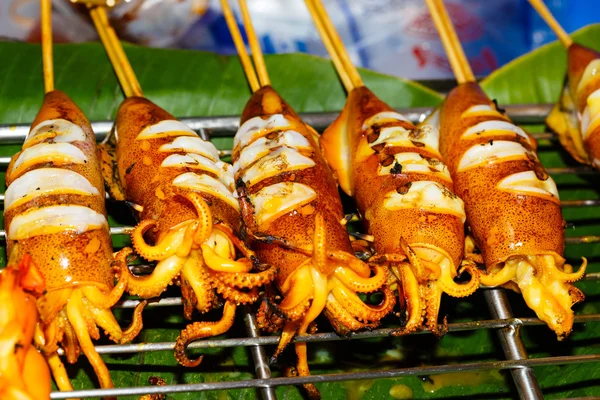 Shish kebab from seafood in the market — Stock Photo, Image