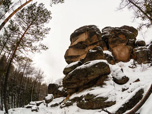 Svahu hrozivou formuláře - s názvem "Dědeček", v Siber — Stock fotografie