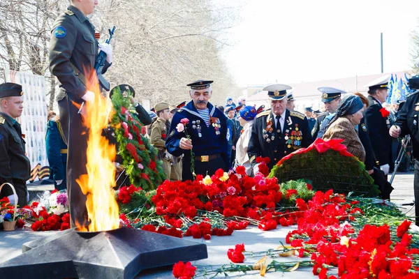 Obchody "Dnia zwycięstwa 9maya", Oswajanie uroczysty, uroczysty parad — Zdjęcie stockowe