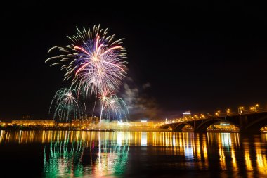 havai fişek kutlama 