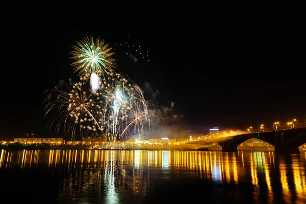 Celebracja fajerwerki "dzień zwycięstwa" — Zdjęcie stockowe