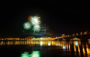 havai fişek kutlama 