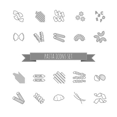 çeşitli makarna şekiller kümesi