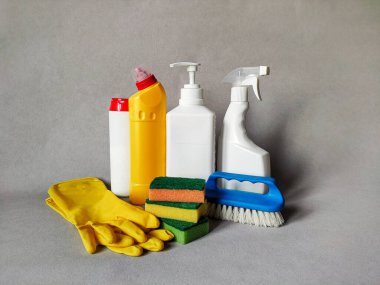 Rastgele ev temizlik ürünleri seti