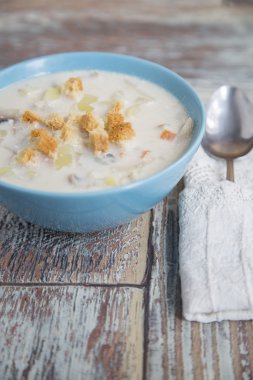 kremalı mantar çorbası