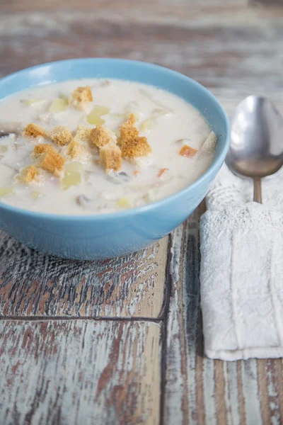 kremalı mantar çorbası