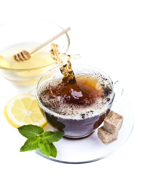 Honey tea with lemon and leaf mint — Stock Photo, Image