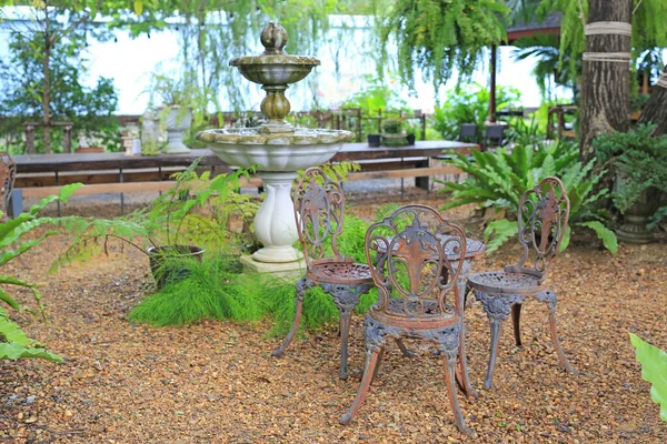 Vieille Chaise Table Rouillées Jardin Parc — Photo