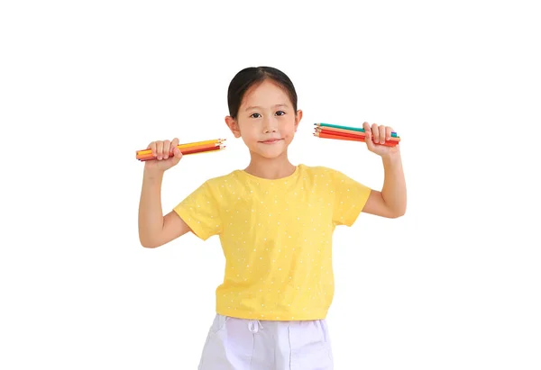 Portrait Asiatique Petit Enfant Fille Tenant Crayons Couleur Isolé Sur — Photo
