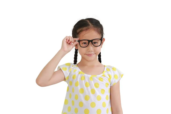 Porträt Eines Lächelnden Asiatischen Mädchens Mit Brille Auf Weißem Hintergrund — Stockfoto