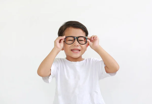 Glimlachen Aziatische Kleine Jongen Kind Dragen Bril Geïsoleerd Witte Achtergrond — Stockfoto