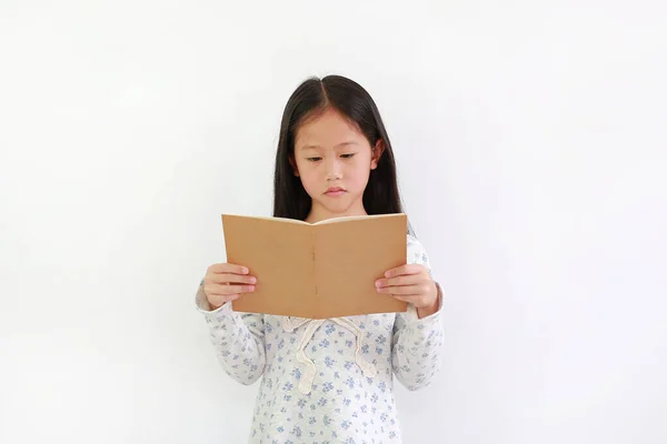 Bedoeld Jong Meisje Holding Boek Voor Het Lezen Tegen Witte — Stockfoto