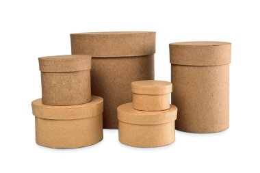 Beyaz bir arka plan üzerinde hediyeler için yuvarlak kutu