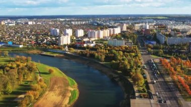Mahiliou, Belarus. Mogilev Şehri. Sonbahar Günü 'nde Skyline' ın hava görüntüsü. Kuş Gözü Görünümü