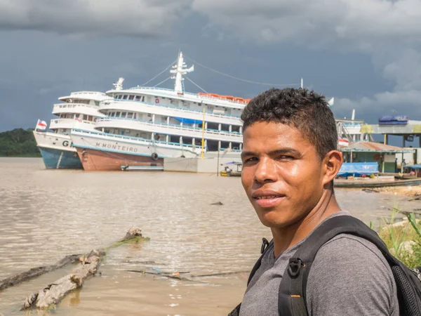 Benjamon Brasilien 2017 Porträt Eines Mannes Mit Roter Haut Auf — Stockfoto