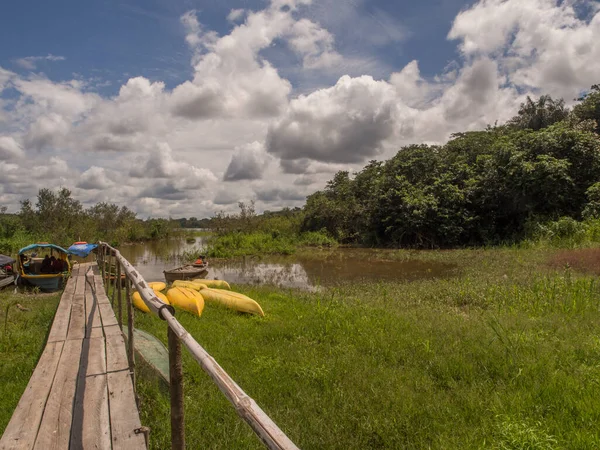 Kayaks Esperando Los Kayakistas Selva Amazónica —  Fotos de Stock