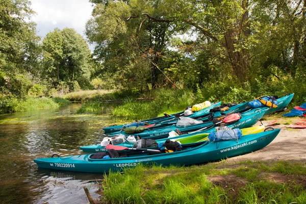 Kayakistas — Foto de Stock