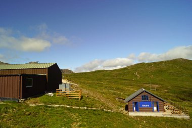 Glencoe Dağı Tatil Köyü 'nde teleferik gezisi. Büyüleyici manzaranın görüntüsü
