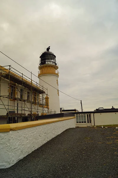 트링건 Killantringan Lighthouse 스코틀랜드 남서부 덤프와 웨이에 포트패트릭 근처의 등대이다 — 스톡 사진