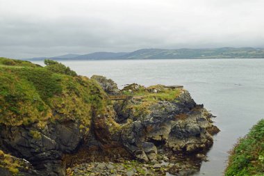 Fort Dunree, İrlanda 'da Inishowen Yarımadası' nın batı tarafında bulunan bir sahil savunma tesisidir..