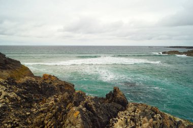 Körfeze resmi olarak Boyeghether Körfezi deniyor ama yerel halk tarafından Cinayet Deliği Sahili olarak adlandırılıyor..