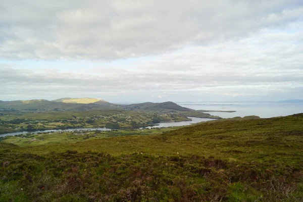 位于爱尔兰多纳加尔县西部大西洋沿岸的滑崖联盟悬崖高601米 是该地区的主要景点之一 — 图库照片