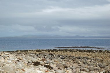 Blacksod Point, Mullet Yarımadası 'nın güney ucunda, Erris, County Mayo, Blacksod Körfezi girişinde..