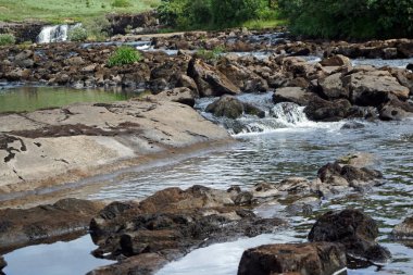 İrlanda Şelalesi Aasleagh (İrlanda Eas Liath), Kuzey Connemara 'da yer alan bir şelaledir. Killary Fjord 'da nehrin ağzının hemen önünde yer alır..