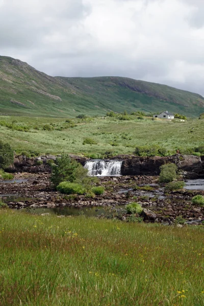Ierse Waterval Aasleagh Iers Eas Liath Ligt Het Noorden Van — Stockfoto