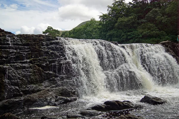 Irish Waterfall Aasleagh Irish Eas Liath Located Northern Connemara Fed — Stock Photo, Image