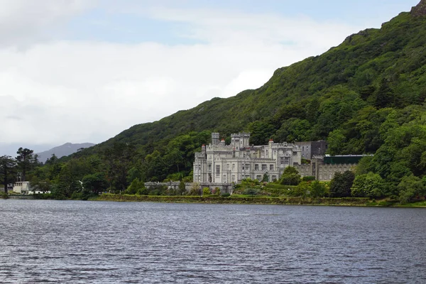 Kylemore Abbey Ist Die Älteste Irische Benediktinerabtei — Stockfoto