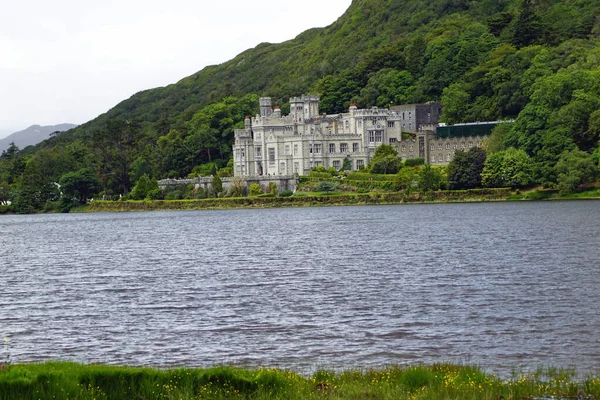 Kylemore Abbey Ist Die Älteste Irische Benediktinerabtei — Stockfoto