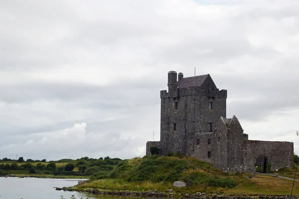 Castillo Dunguaire Encuentra Cerca Kinvara Sur Del Condado Galway Irlanda — Foto de Stock