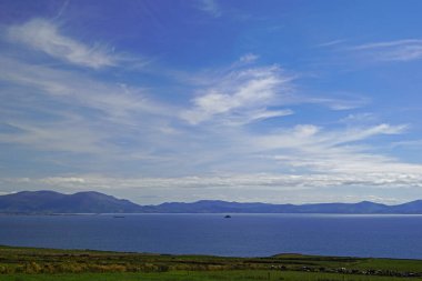 Kerry Head, İrlanda 'nın Kerry ilçesinde yer alan ve Banna Strand' ın hemen kuzeyinde Atlantik Okyanusu 'na kadar uzanan bir burundur..
