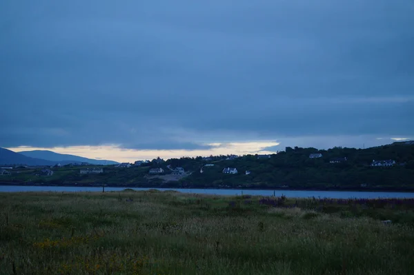 Einer Der Westlichsten Irischen Leuchttürme Befindet Sich Auf Der Insel — Stockfoto