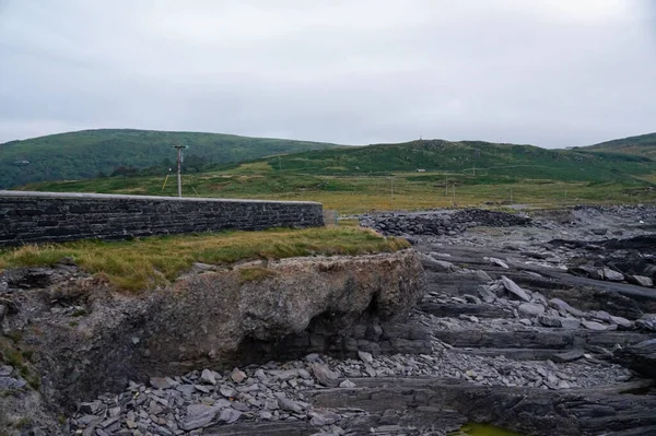 Uno Los Faros Irlandeses Más Occidentales Encuentra Isla Valentia Carretera — Foto de Stock