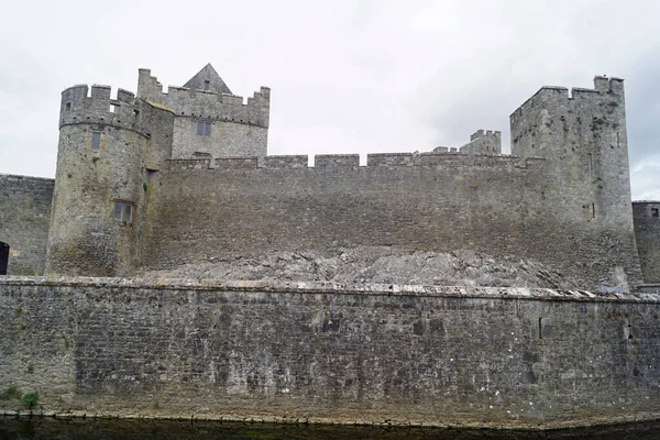 Cahir Şatosu Rlanda Nın Tipperary Ilçesine Bağlı Cahir Castle Caddesi — Stok fotoğraf