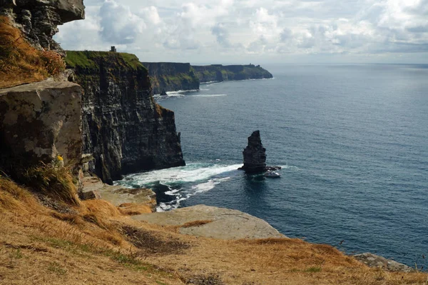 Los Acantilados Moher Son Los Acantilados Más Conocidos Irlanda Encuentran — Foto de Stock