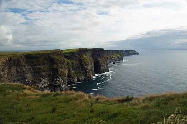 Los Acantilados Moher Son Los Acantilados Más Conocidos Irlanda Encuentran — Foto de Stock