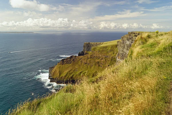 Klify Moher Najbardziej Znanymi Klifami Irlandii Znajdują Się One Południowo — Zdjęcie stockowe